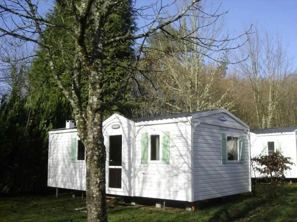 Camping 3 Etoiles - Piscine - Ccafbbc Huelgoat Campsite