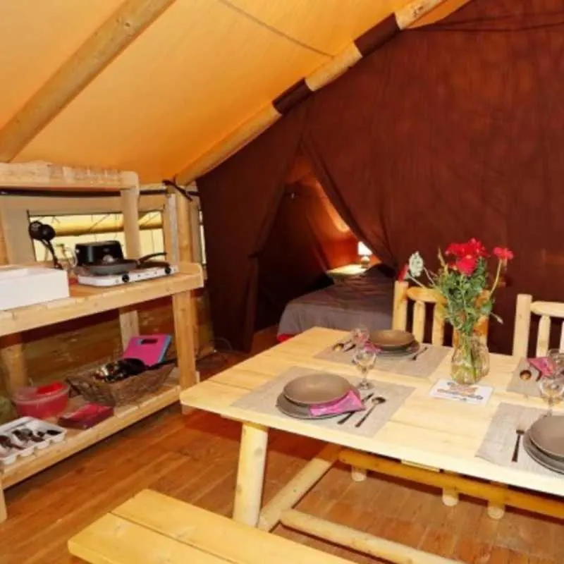 Campsite Camping 3 Etoiles - Piscine - Ccafbbc Huelgoat